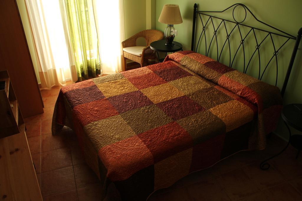 Hostal Zaguan Talaveruela 외부 사진